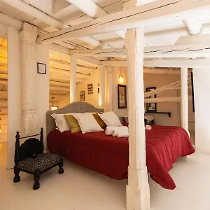 Elly House Holiday home Palermo